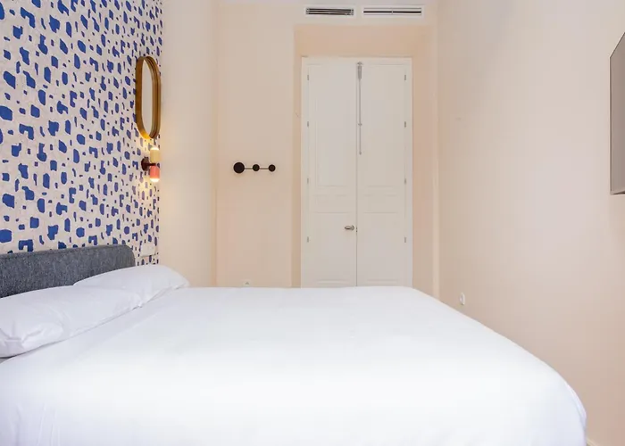 Apartahotel Smartr Centro 4*